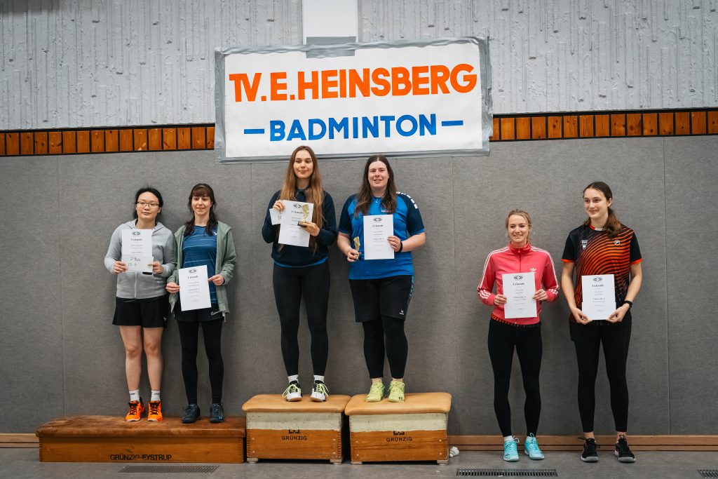 Siegerfoto Damendoppel D beim 2. Heinsberger Doppel- und Mixed-Turnier