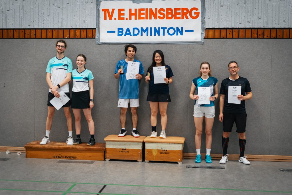 Siegerfoto Mixed B beim 2. Heinsberger Doppel- und Mixed-Turnier